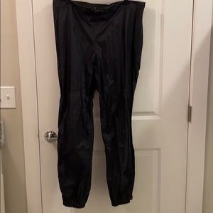 Men’s Patagonia rain pants
